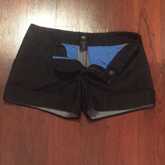 Like New Mossimo Black Shimmery Shorts Size 4 - Picture 5 of 8